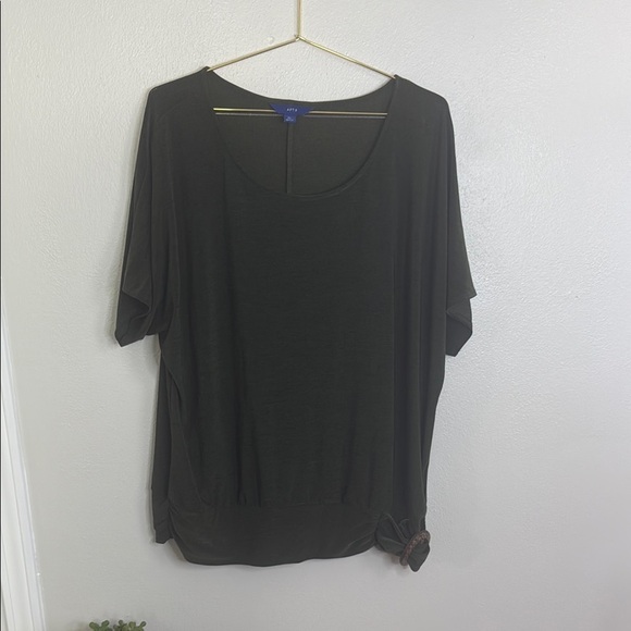 Apt9 Hunter Green Short Sleeve Top - Picture 1 of 4
